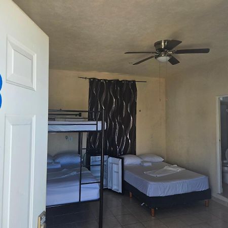 El Padrino Hostel Akumal Εξωτερικό φωτογραφία