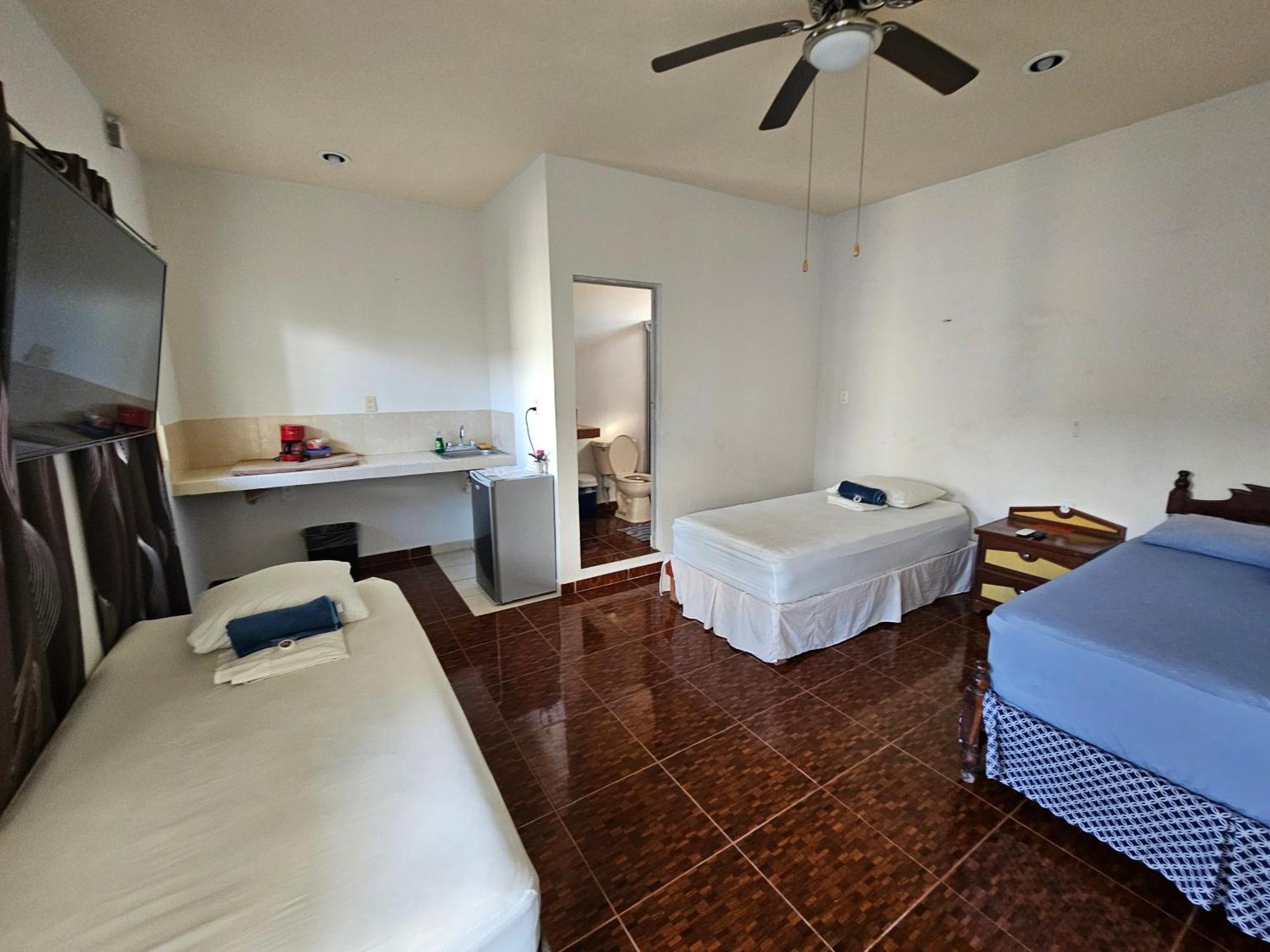 El Padrino Hostel Akumal Εξωτερικό φωτογραφία